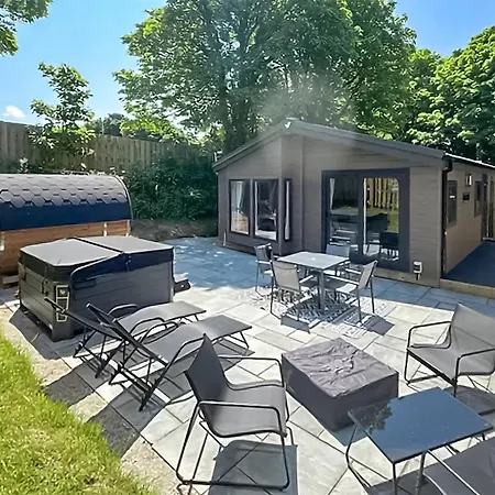 Hamlet Retreat At Calloose Holiday park Hayle