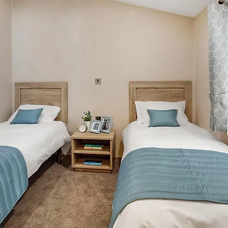 Hamlet Retreat At Calloose Holiday park *