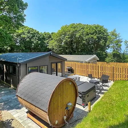 Holiday park Hamlet Retreat At Calloose